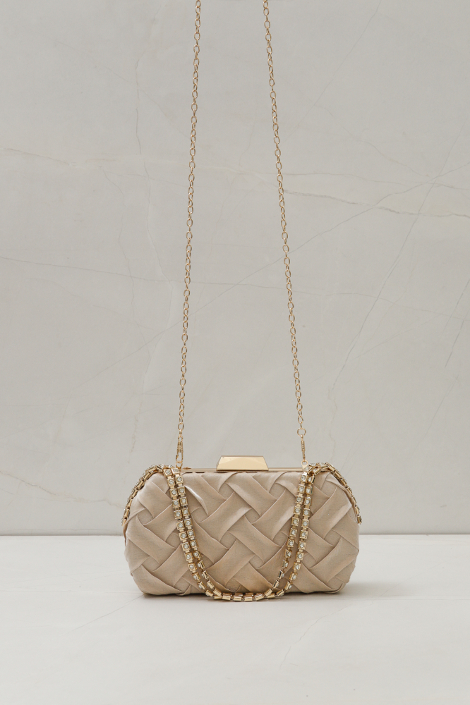 9035836 - Bolsa Clutch com Detalhes Alça Corrente BEGE 9035836 - Bolsa Clutch com Detalhes Alça Corrente BEGE