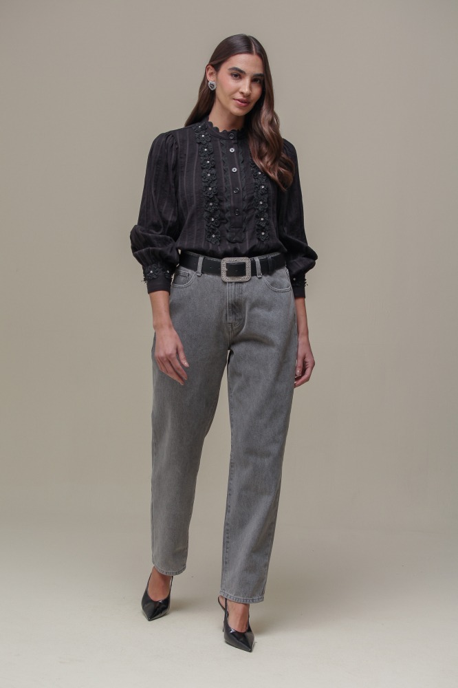 9036409 - Camisa Detalhes Flores e Brilhos PRETO 9036409 - Camisa Detalhes Flores e Brilhos PRETO