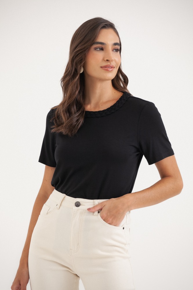 9036551 - Camiseta Decote Trançado PRETO 9036551 - Camiseta Decote Trançado PRETO