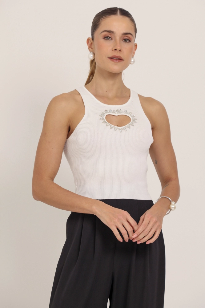 9036647 - Regata Tricô Coração Pedraria OFF-WHITE 9036647 - Regata Tricô Coração Pedraria OFF-WHITE - Imagem 2