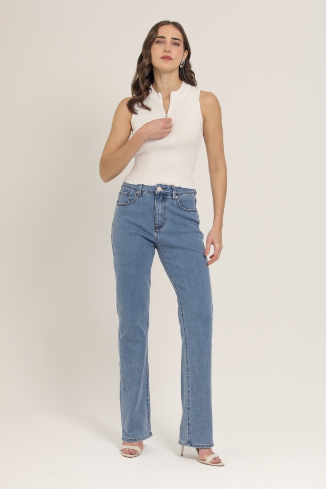 9036960 - Calça Jeans Reta JEANS