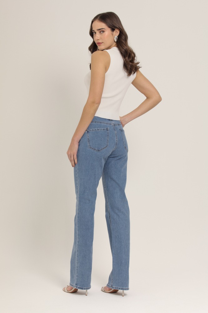 9036960 - Calça Jeans Reta JEANS