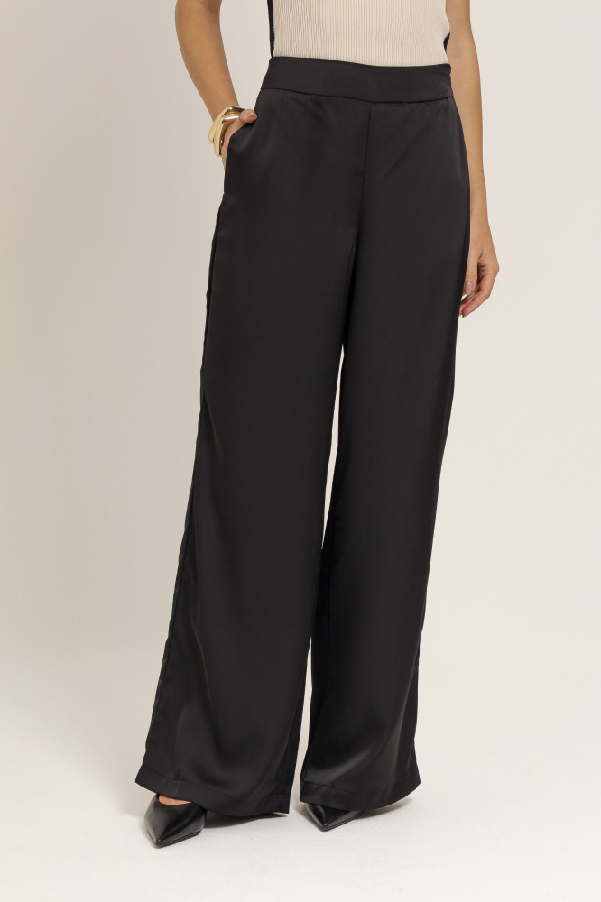 9037085 - Calça Acetinada Pantalona PRETO 9037085 - Calça Acetinada Pantalona PRETO