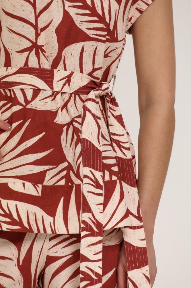 9037107 - Blusa Estampa Folhas VINHO