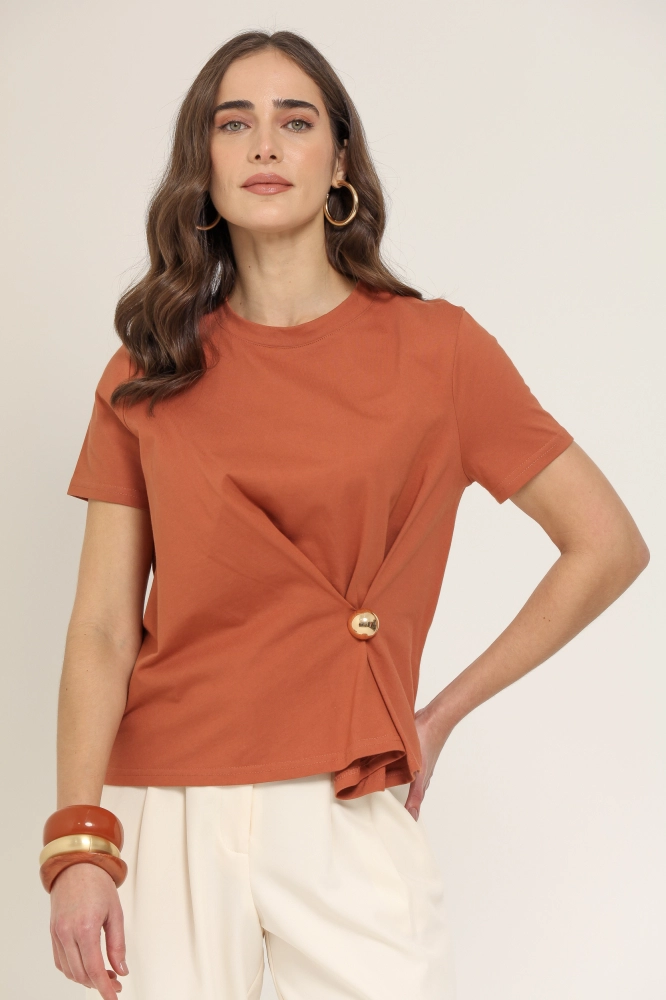 9037112 - BLUSA DE MALHA COM DETALHE NA CINTURA TERRACOTA