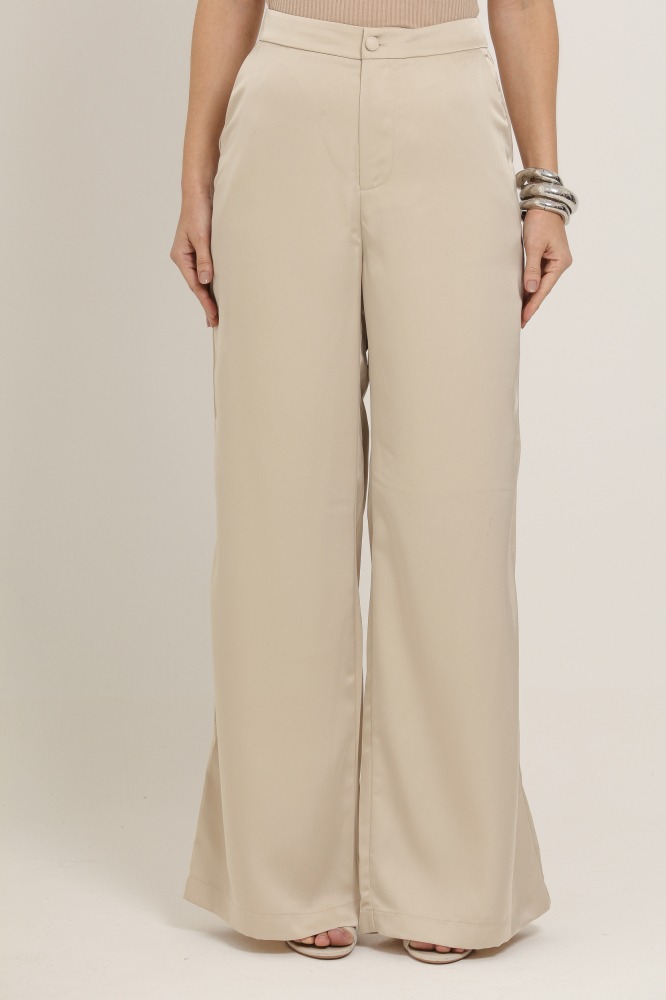 9037118 - Calça Acetinada Pantalona BEGE