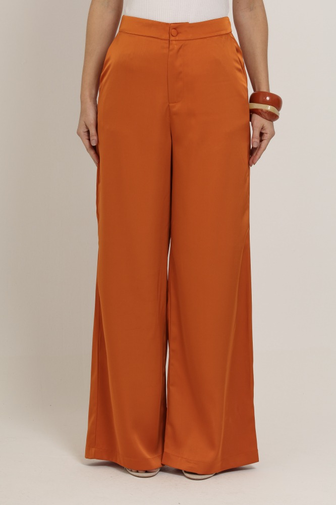 9037118 - Calça Acetinada Pantalona LARANJA