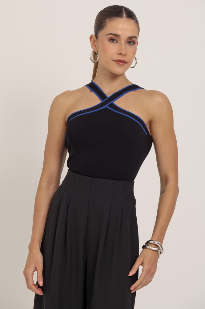 9037348 -  Blusa Tricot Bicolor Alça Cruzada PRETO