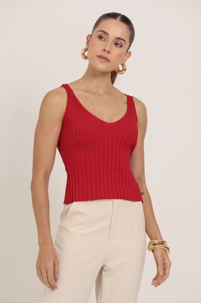 9037356 - Regata Tricot Gola V VERMELHO 9037356 - Regata Tricot Gola V VERMELHO - Imagem 2