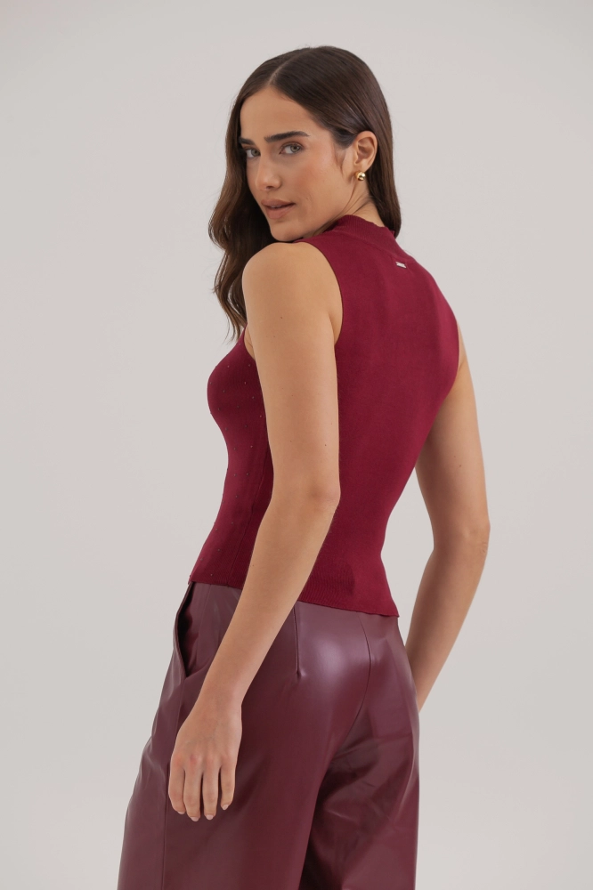 9037488 - Blusa Tricot Sem Manga Aplicação Brilhos CEREJA - Imagem 2
