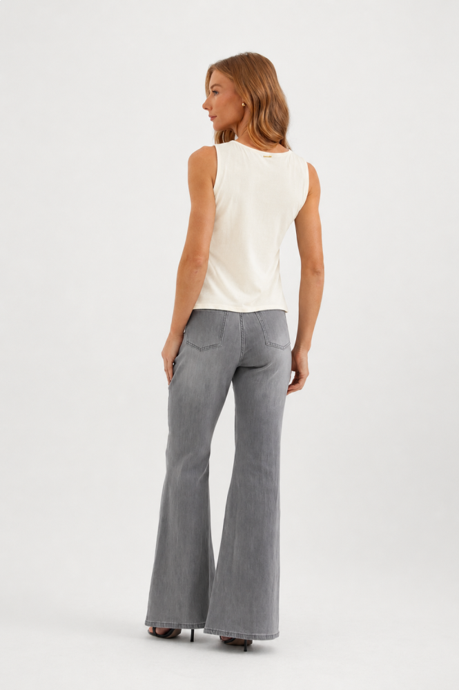 9037520 - Blusa Regata Com Detalhe De Ilhós E Corrente OFF-WHITE 9037520 - Blusa Regata Com Detalhe De Ilhós E Corrente OFF-WHITE