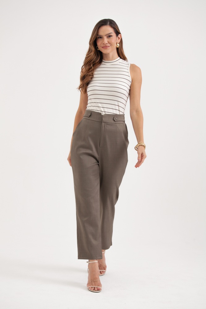 9037522 - Blusa Regata Listrada Com Gola MARROM 9037522 - Blusa Regata Listrada Com Gola MARROM