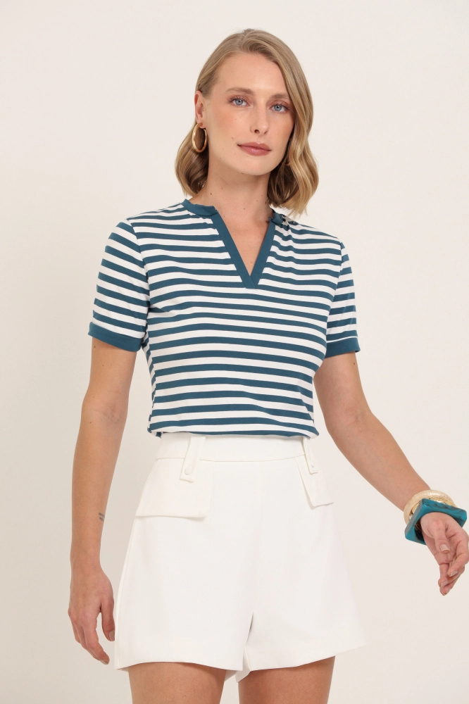 9037564 - Blusa Listrada Punhos e Abertura Decote VERDE 9037564 - Blusa Listrada Punhos e Abertura Decote VERDE