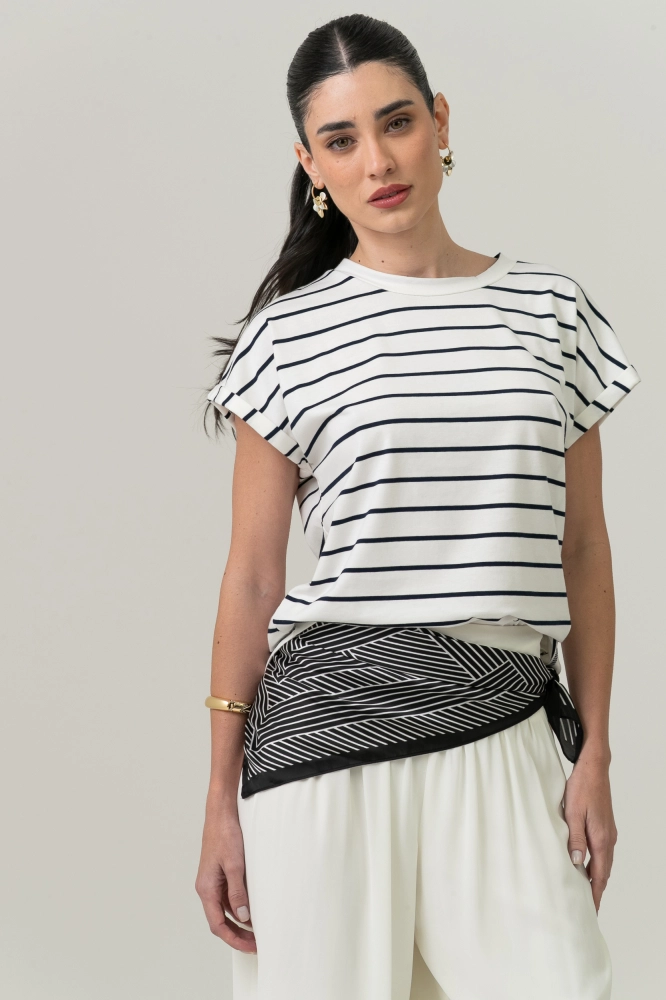 9037565 - Blusa Listrada Manga E Cava Caída MARINHO 9037565 - Blusa Listrada Manga E Cava Caída MARINHO - Imagem 1