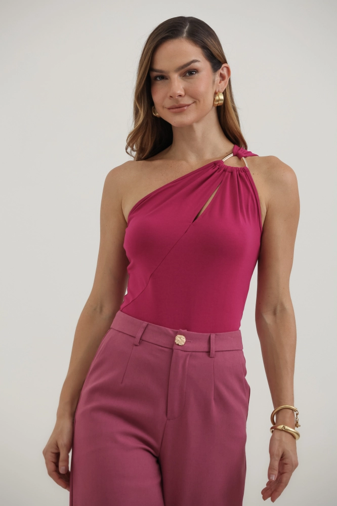 9037597 - Blusa Malha Um Ombro Só Abertura Decote E Aviamento FÚCSIA 9037597 - Blusa Malha Um Ombro Só Abertura Decote E Aviamento FÚCSIA - Imagem 1