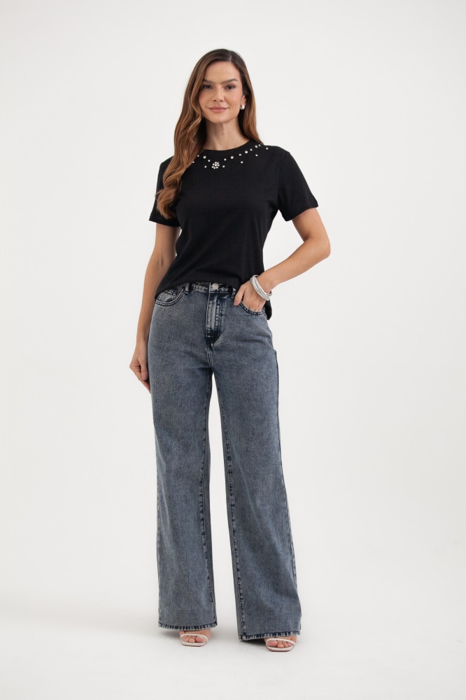 9037603 - Camiseta Brilhos Decote PRETO 9037603 - Camiseta Brilhos Decote PRETO