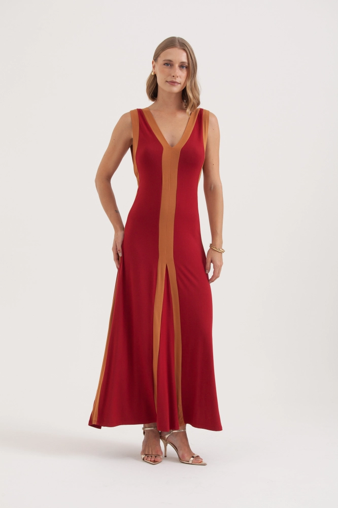 9037614 - Vestido Malha Longo Faixas Bicolor VINHO 9037614 - Vestido Malha Longo Faixas Bicolor VINHO - Imagem 1