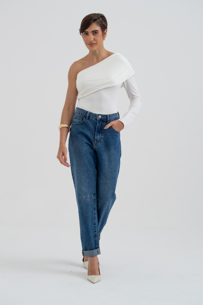 9037652 - Blusa Um Ombro Só Franzida Manga Longa OFF-WHITE 9037652 - Blusa Um Ombro Só Franzida Manga Longa OFF-WHITE