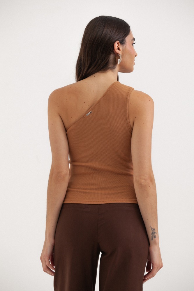 9037655 - Blusa Malha Um Ombro Só Detalhe Zíper CARAMELO 9037655 - Blusa Malha Um Ombro Só Detalhe Zíper CARAMELO