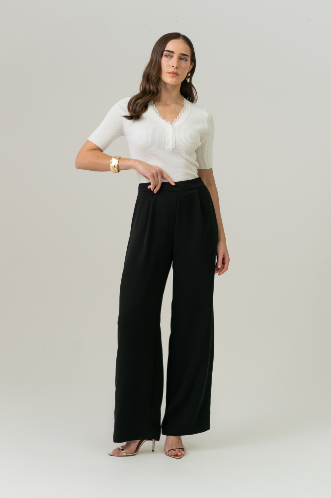 9037657 - Calça Pantalona Alfaiataria Com Pregas PRETO