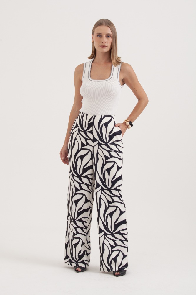 9037683 - Blusa Regata Tricot Pontos Gola E Cava BRANCO 9037683 - Blusa Regata Tricot Pontos Gola E Cava BRANCO