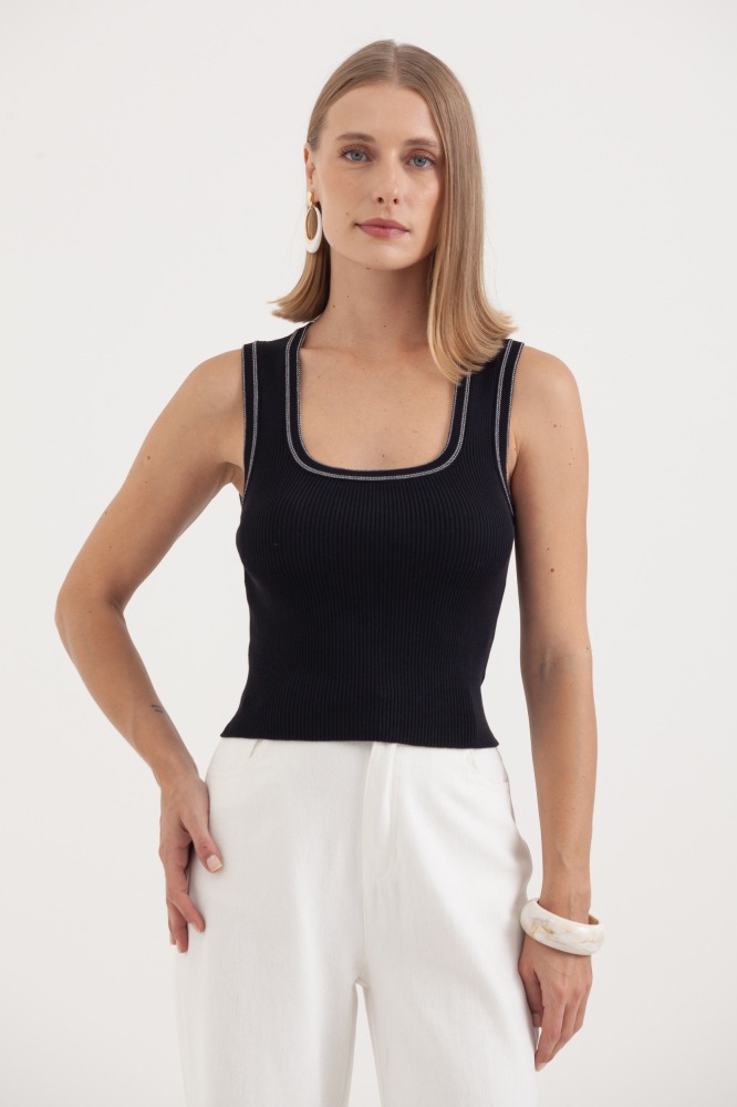 9037683 - Blusa Regata Tricot Pontos Gola E Cava PRETO 9037683 - Blusa Regata Tricot Pontos Gola E Cava PRETO