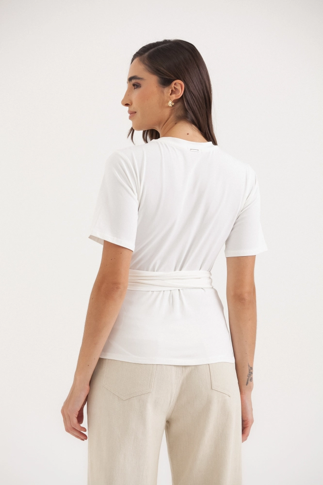 9037742 - Camiseta Manga Curta Amarração OFF-WHITE 9037742 - Camiseta Manga Curta Amarração OFF-WHITE - Imagem 2