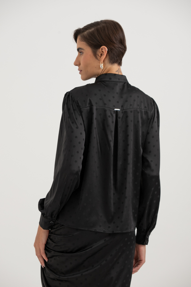 9037757 - Camisa Com Laço Acetinada PRETO 9037757 - Camisa Com Laço Acetinada PRETO