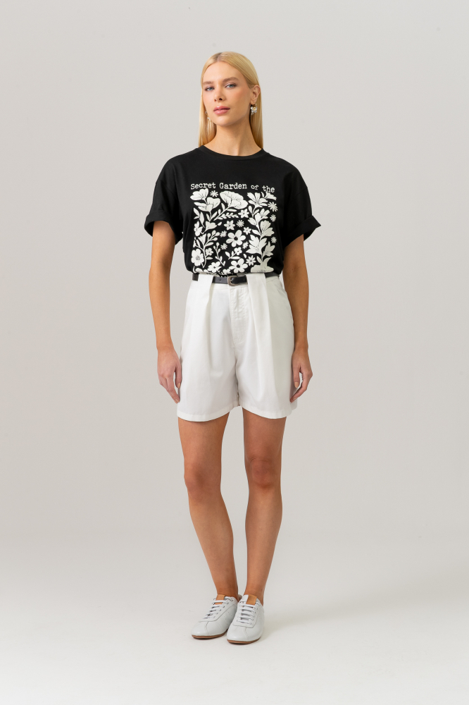 9037763 - Camiseta Secret Gardens PRETO