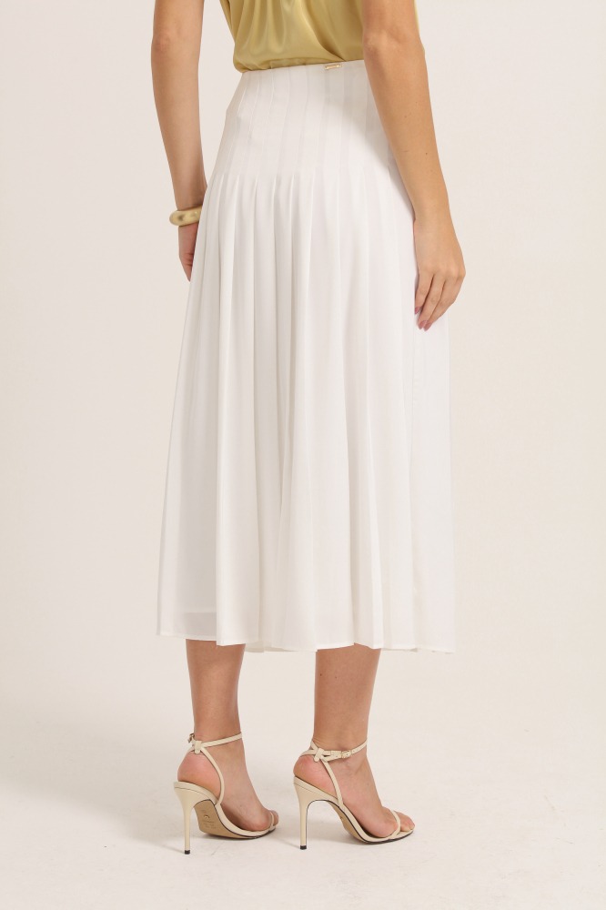 9037775 - Saia Pregas Midi BRANCO 9037775 - Saia Pregas Midi BRANCO