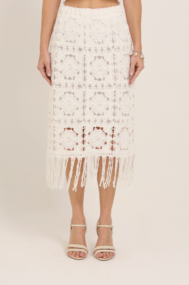 9037794 -Saia Crochê Quadrado e Franjas BRANCO