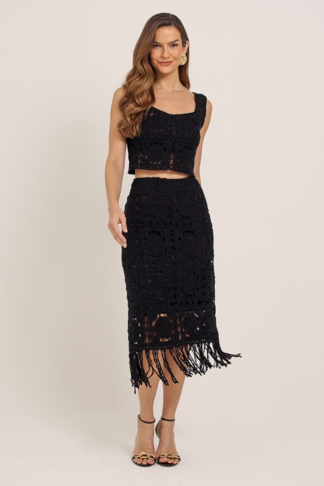 9037794 - Saia Crochê Quadrado e Franjas PRETO