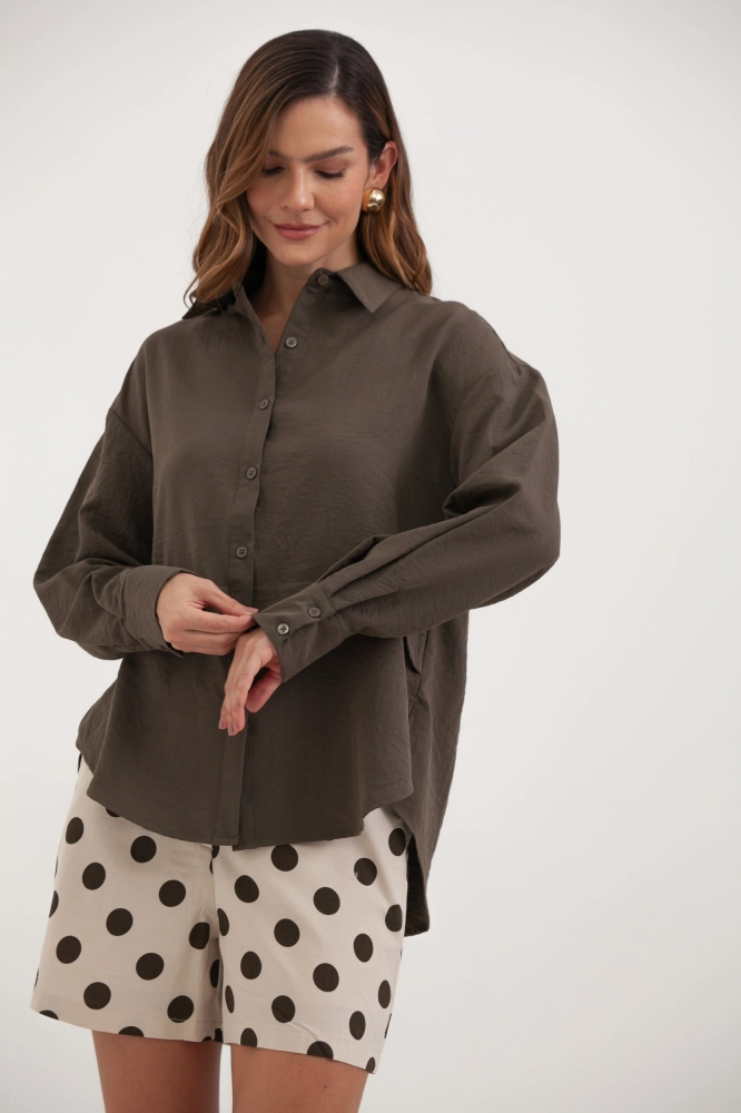 9037804 - Camisa Ampla Recorte E Detalhe Na Cintura MARROM 9037804 - Camisa Ampla Recorte E Detalhe Na Cintura MARROM - Imagem 2