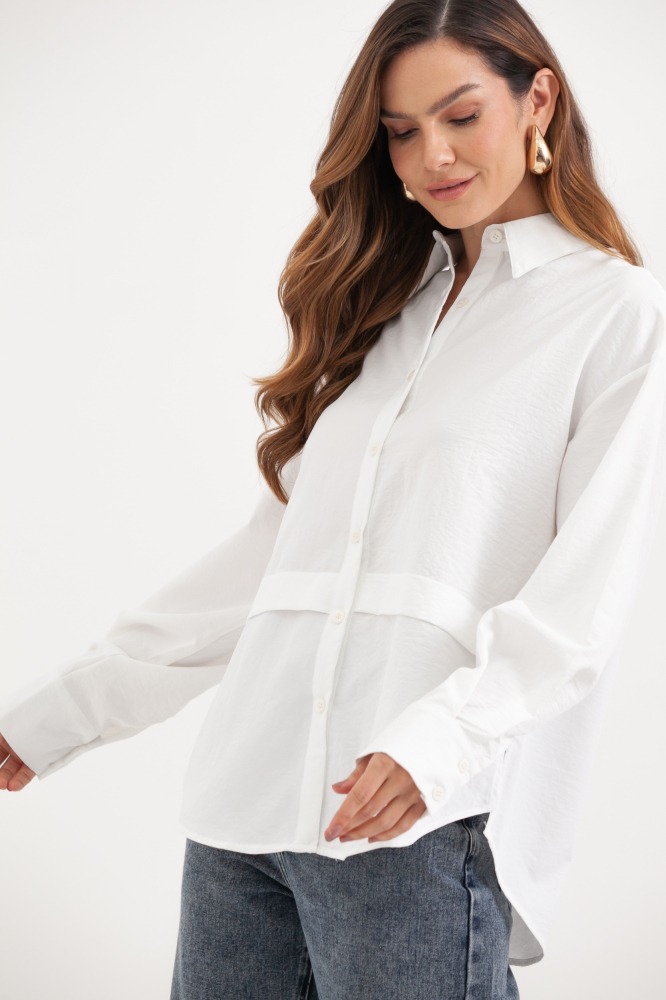 9037804 - Camisa Ampla Recorte E Detalhe Na Cintura OFF-WHITE 9037804 - Camisa Ampla Recorte E Detalhe Na Cintura OFF-WHITE