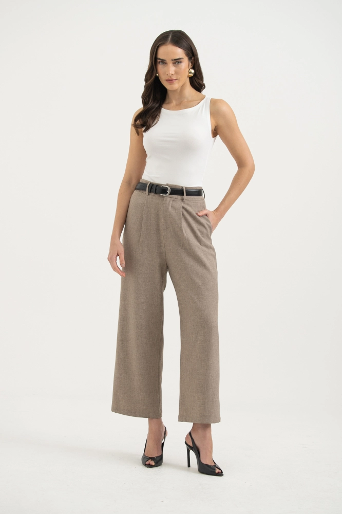 9037805 - Calça Alfaiataria Elástico Cós E Prega BEGE 9037805 - Calça Alfaiataria Elástico Cós E Prega BEGE - Imagem 1