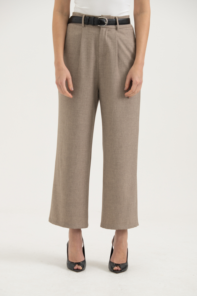 9037805 - Calça Alfaiataria Elástico Cós E Prega BEGE 9037805 - Calça Alfaiataria Elástico Cós E Prega BEGE