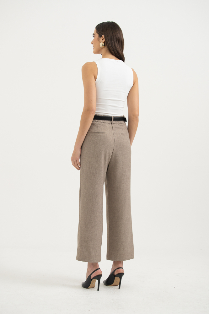 9037805 - Calça Alfaiataria Elástico Cós E Prega BEGE 9037805 - Calça Alfaiataria Elástico Cós E Prega BEGE