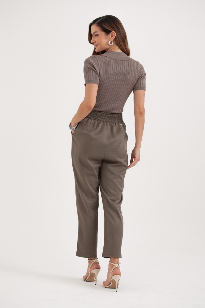 9037807 - Calça Alfaiataria Martingale Cós E Elástico VERDE OLIVA 9037807 - Calça Alfaiataria Martingale Cós E Elástico VERDE OLIVA