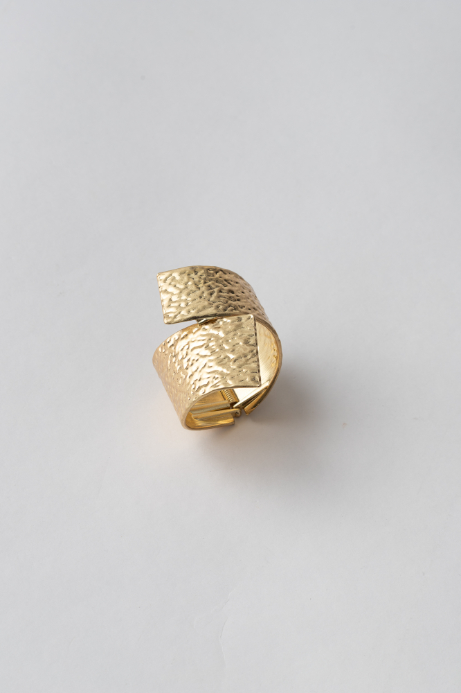 9037987 - Bracelete Texturizado Retorcido DOURADO 9037987 - Bracelete Texturizado Retorcido DOURADO