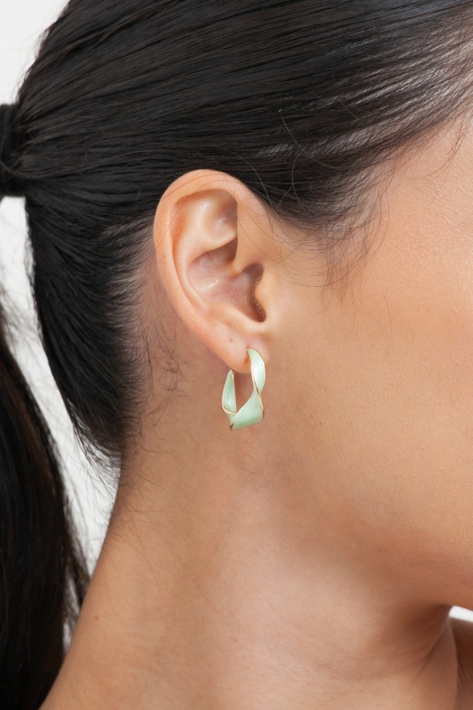 9037990 - Brinco Argola Pequena Esmaltada VERDE ÁGUA