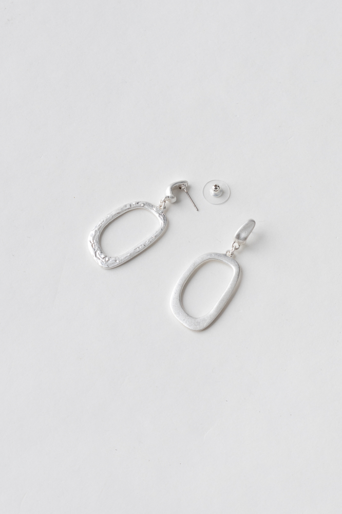 9038011 - Brinco Pendente Argola Orgânica PRATA