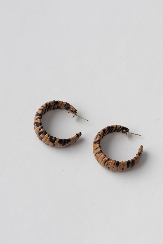 9038098 - Brinco Argola Pu Animal Print ONÇA 9038098 - Brinco Argola Pu Animal Print ONÇA