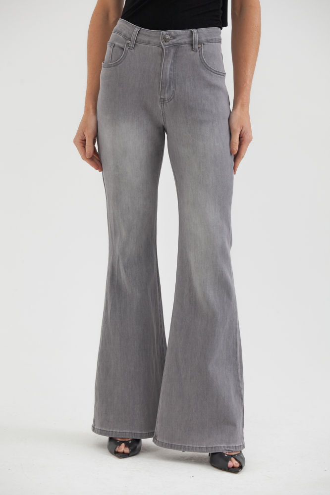 9038188 - Calça Jeans Cinza Flare CINZA