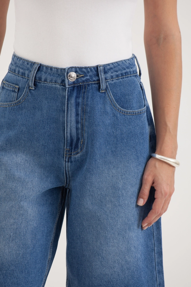 9038217 - Bermuda Jeans Básica JEANS 9038217 - Bermuda Jeans Básica JEANS - Imagem 2