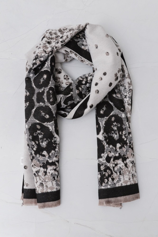 9038226 - Echarpe Onça Animal Print PRETO 9038226 - Echarpe Onça Animal Print PRETO