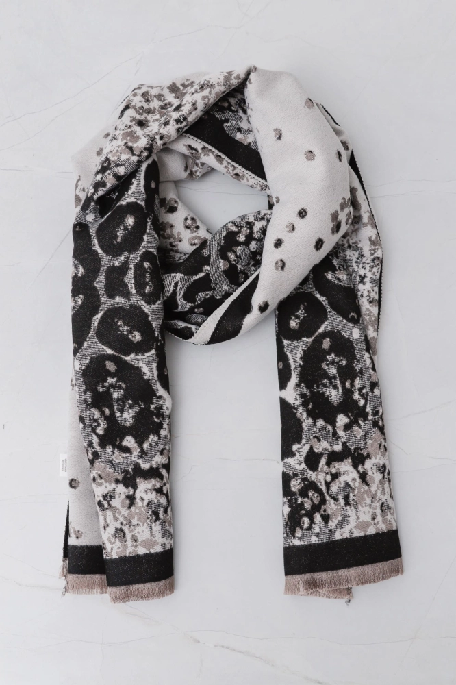 9038226 - Echarpe Onça Animal Print PRETO 9038226 - Echarpe Onça Animal Print PRETO - Imagem 1