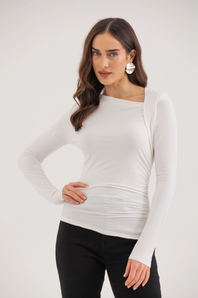 9038257 - Blusa Malha Manga Longa Decote Assimétrico OFF-WHITE 9038257 - Blusa Malha Manga Longa Decote Assimétrico OFF-WHITE - Imagem 1