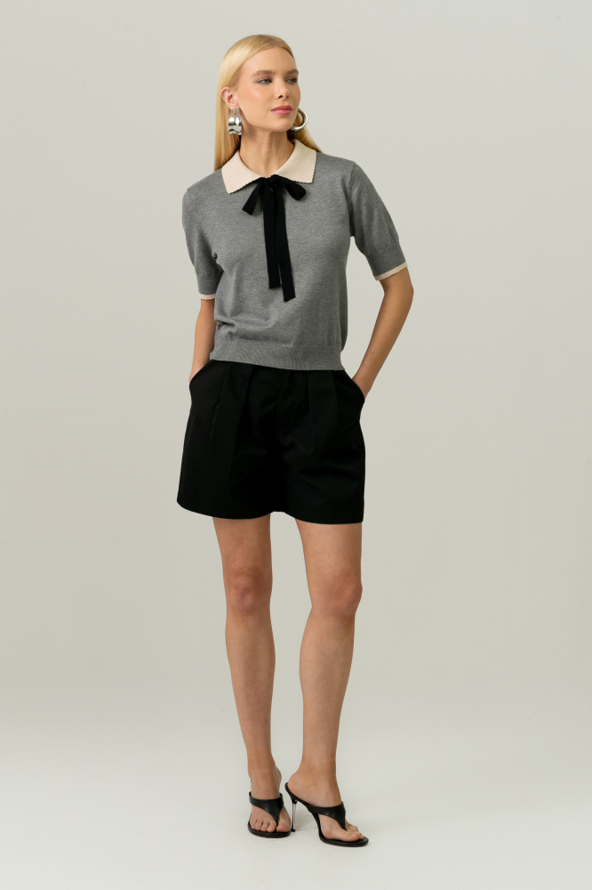 9038292 - Shorts Sarja Com Pregas E Cinto PRETO
