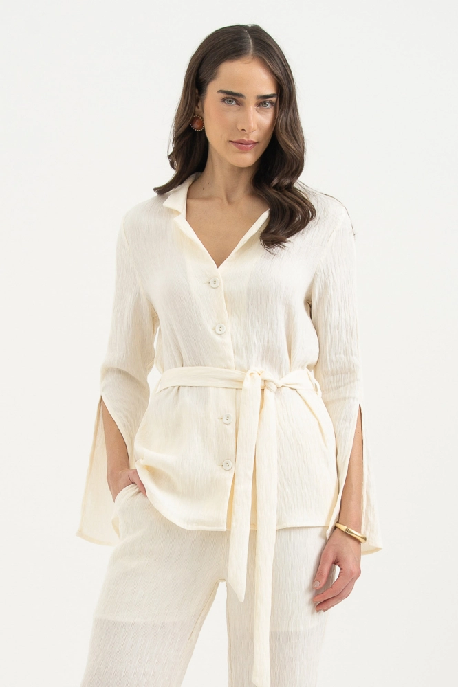 9038299 - Camisa Manga Longa Tecido Amassadinho Com Faixa OFF-WHITE - Imagem 1