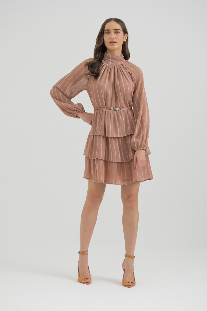 9038303 - Vestido Curto Manga Longa Com Babados CAQUI 9038303 - Vestido Curto Manga Longa Com Babados CAQUI